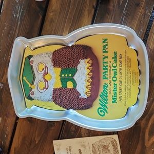Wilton Mister Owl Cake Pan